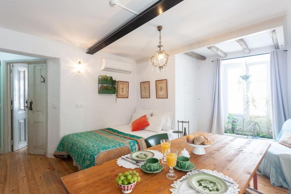 A Boemia Street Studio Apartment Lisbon
