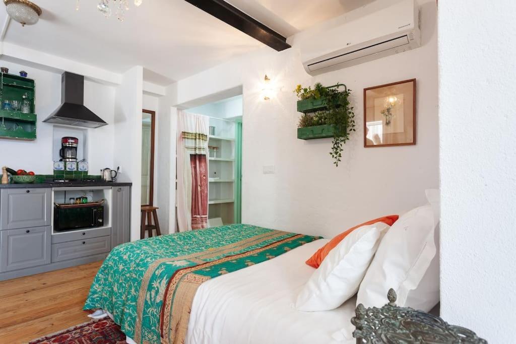 A Boemia Street Studio Apartment Lisbon